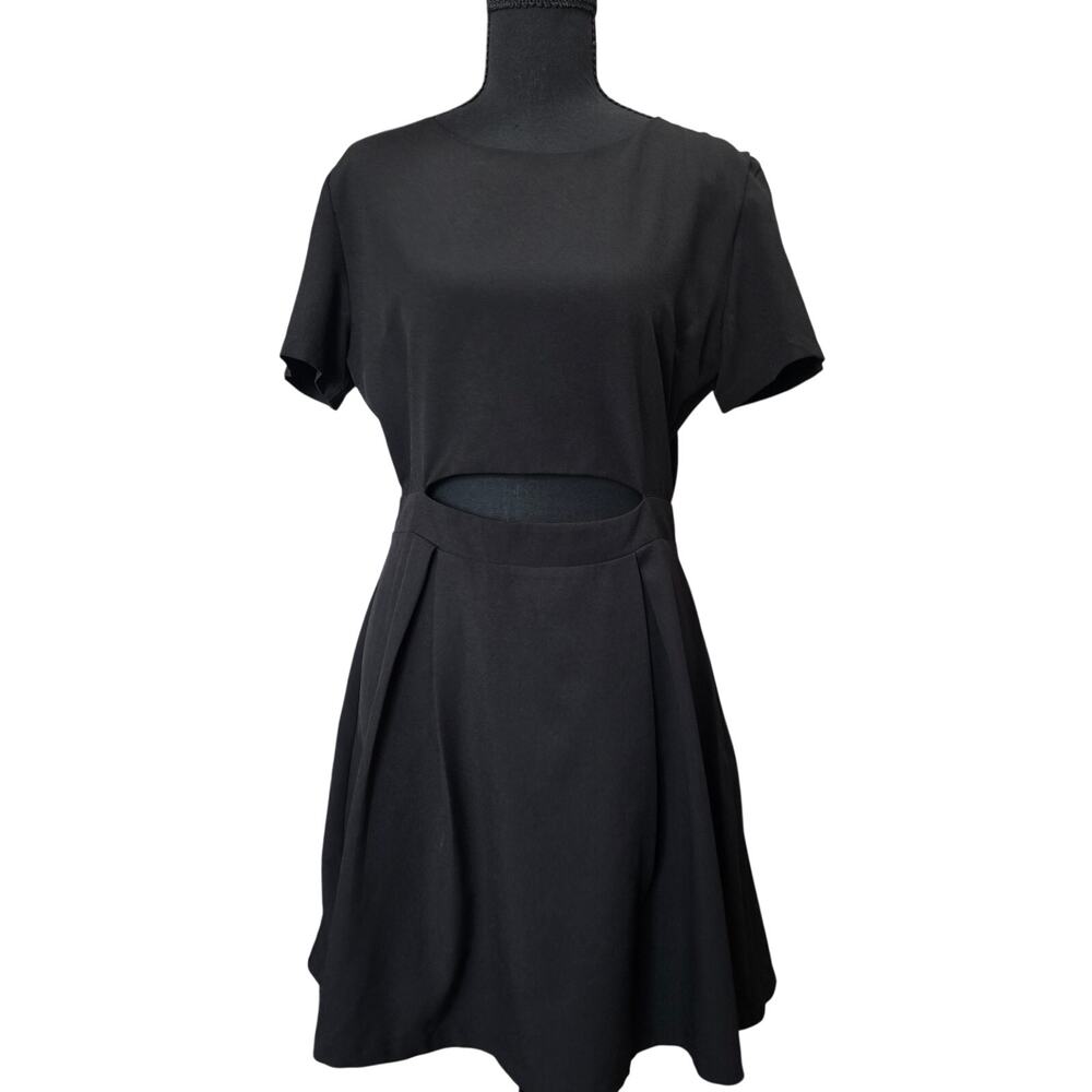 Umgee Black Fit & Flared Cutout Mini Dress Sz L